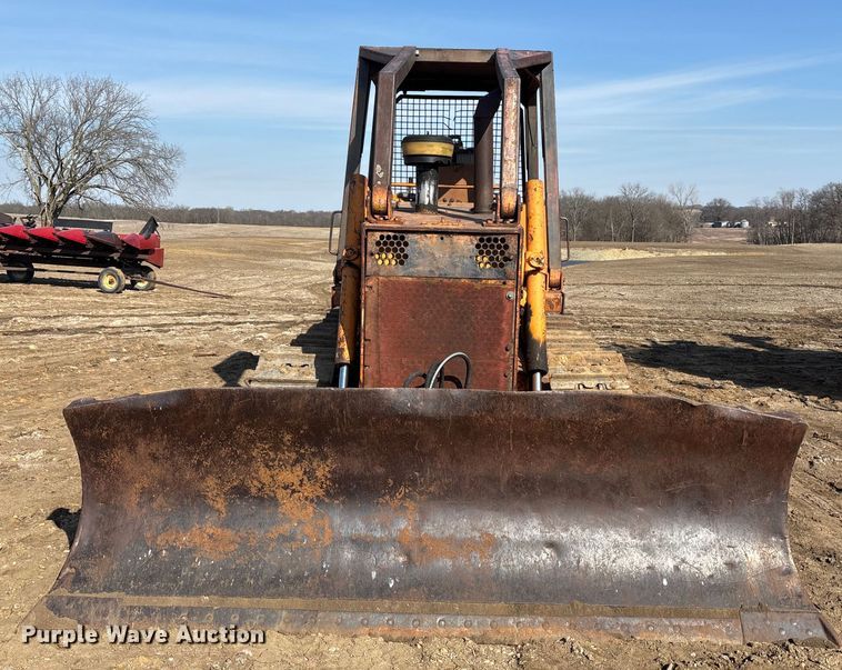 image for item DV0775 1976 Case 1150B dozer
