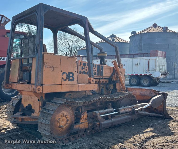 image for item DV0775 1976 Case 1150B dozer