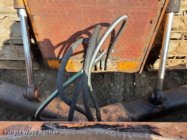 image for item DV0775 1976 Case 1150B dozer