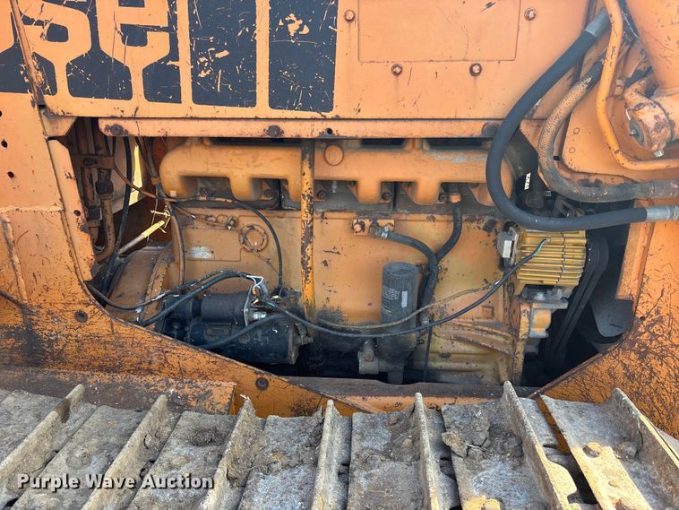 image for item DV0775 1976 Case 1150B dozer
