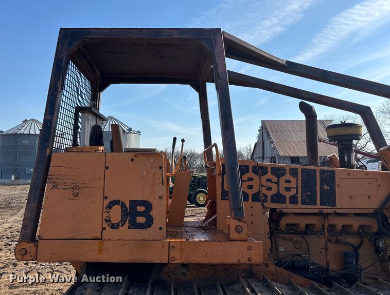 image for item DV0775 1976 Case 1150B dozer