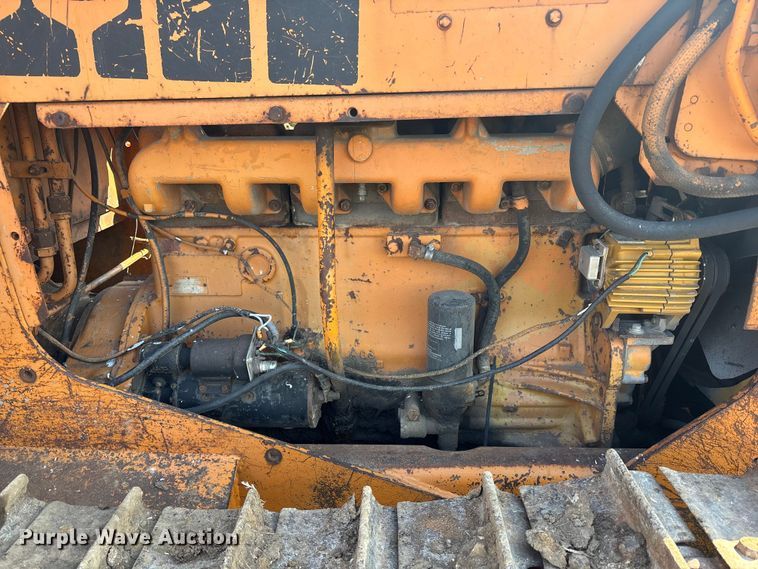 image for item DV0775 1976 Case 1150B dozer