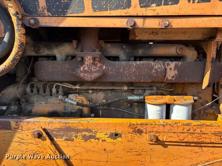 image for item DV0775 1976 Case 1150B dozer