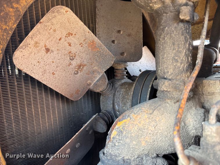 image for item DV0775 1976 Case 1150B dozer