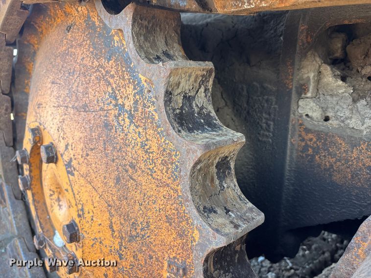 image for item DV0775 1976 Case 1150B dozer