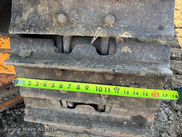 image for item DV0775 1976 Case 1150B dozer