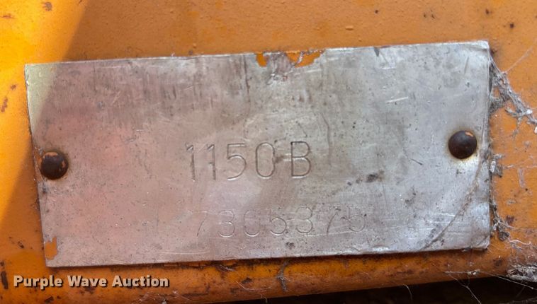 image for item DV0775 1976 Case 1150B dozer