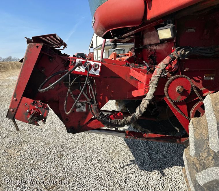 image for item DV0776 1996 Case IH 2166 combine