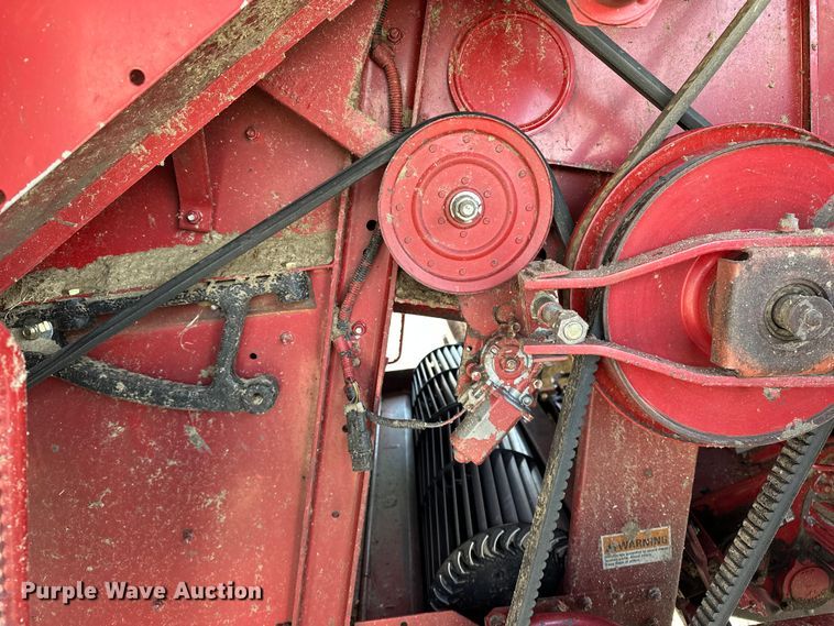 image for item DV0776 1996 Case IH 2166 combine