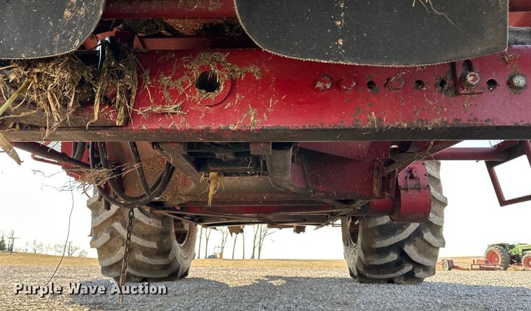 image for item DV0776 1996 Case IH 2166 combine