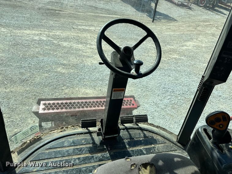 image for item DV0776 1996 Case IH 2166 combine