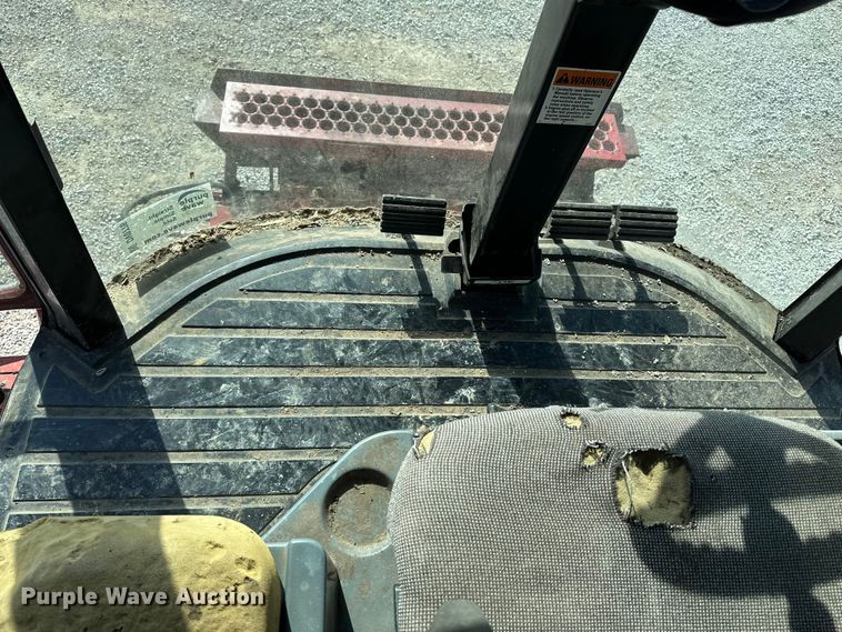 image for item DV0776 1996 Case IH 2166 combine