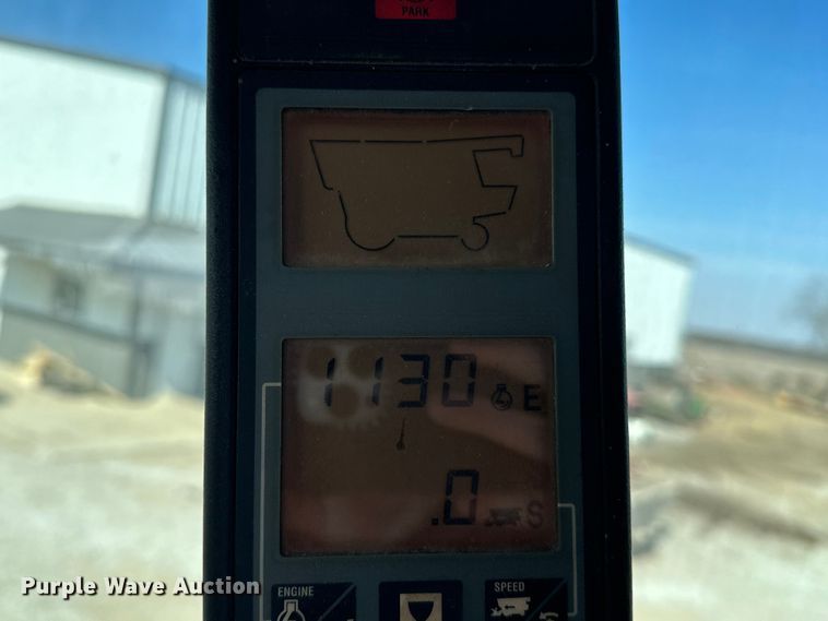 image for item DV0776 1996 Case IH 2166 combine