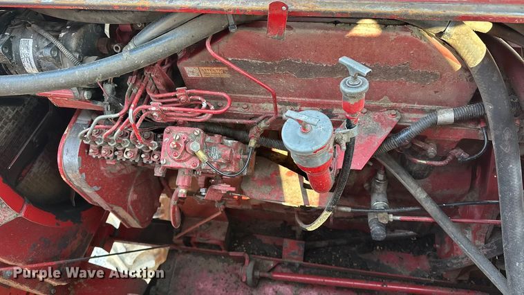 image for item DV0776 1996 Case IH 2166 combine