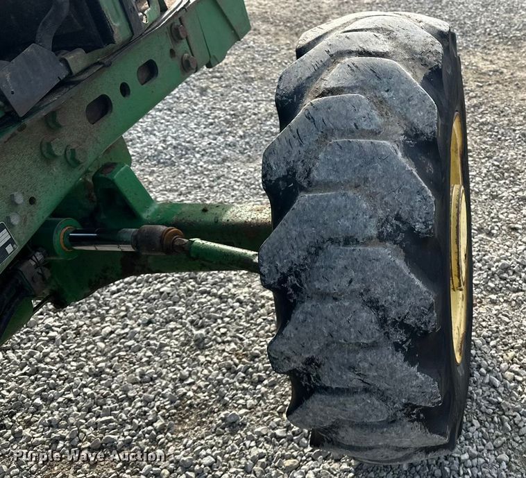 image for item DV0777 2008 John Deere 6430 MFWD tractor