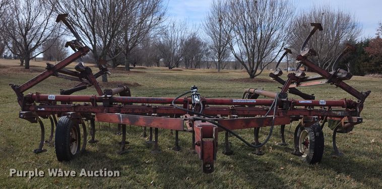 image for item DZ3857 International Harvester 45 Vibra Shank Cultivator field cultivator