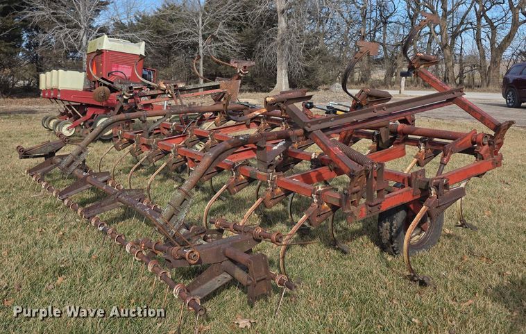 image for item DZ3857 International Harvester 45 Vibra Shank Cultivator field cultivator