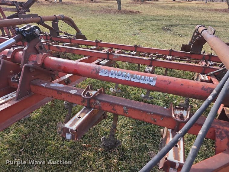 image for item DZ3857 International Harvester 45 Vibra Shank Cultivator field cultivator