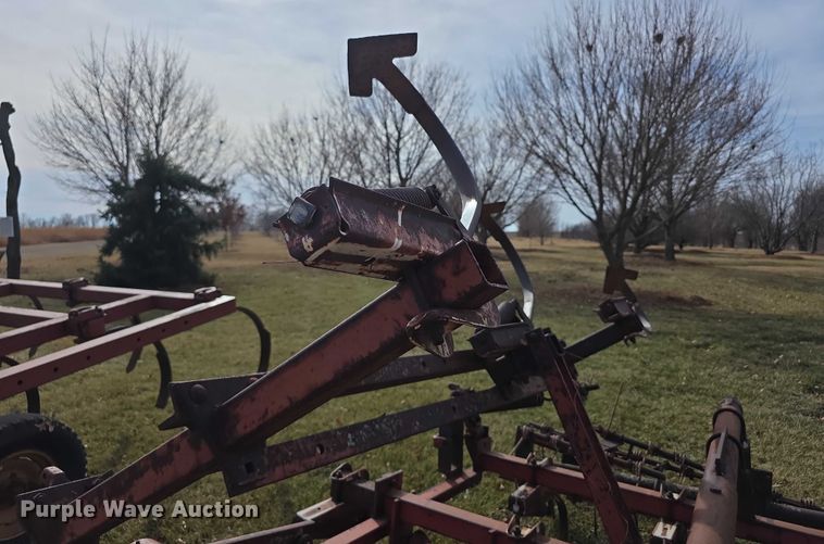 image for item DZ3857 International Harvester 45 Vibra Shank Cultivator field cultivator