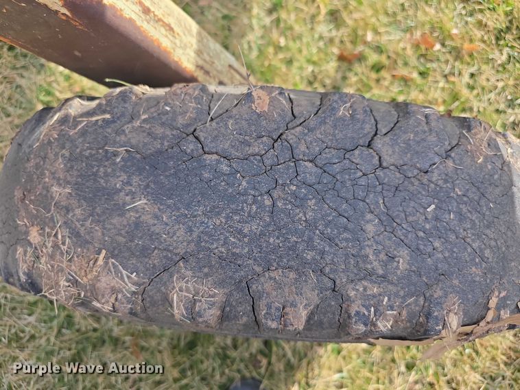 image for item DZ3858 International Harvester chisel