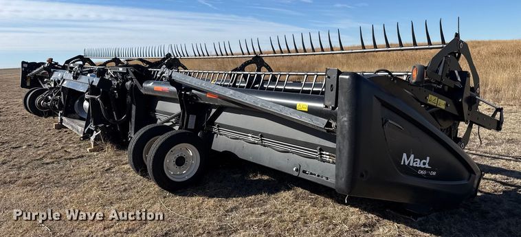 image for item DZ4984 2015 Macdon FD75 flex draper head