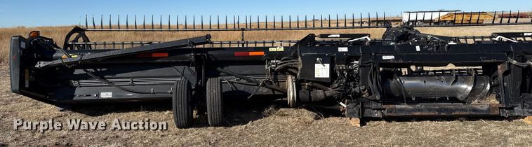 image for item DZ4984 2015 Macdon FD75 flex draper head