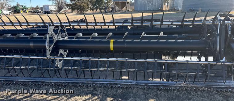 image for item DZ4984 2015 Macdon FD75 flex draper head