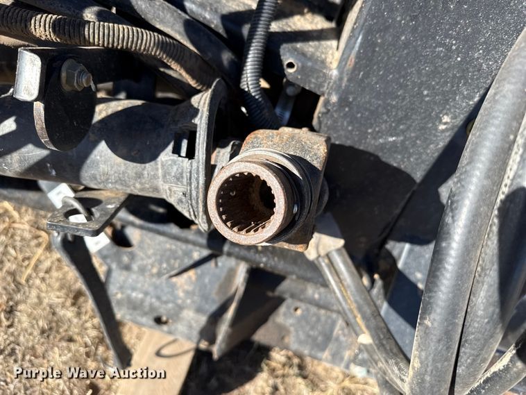 image for item DZ4984 2015 Macdon FD75 flex draper head