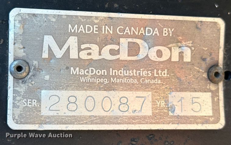 image for item DZ4984 2015 Macdon FD75 flex draper head