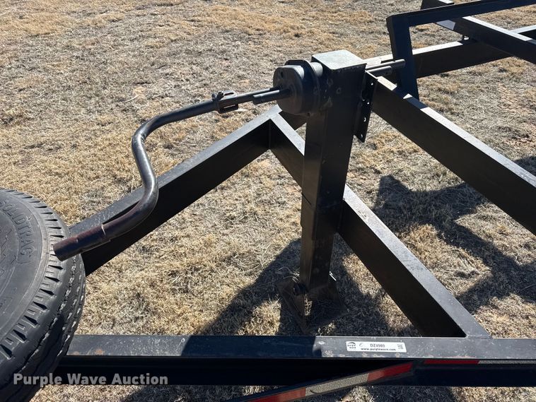 image for item DZ4989 Header trailer