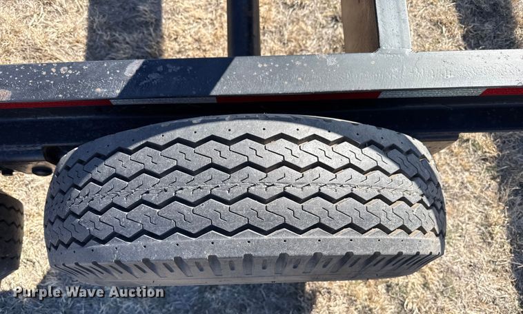 image for item DZ4989 Header trailer