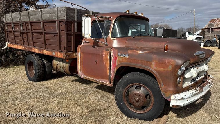 image for item DZ4996 Chevrolet 6400 grain truck