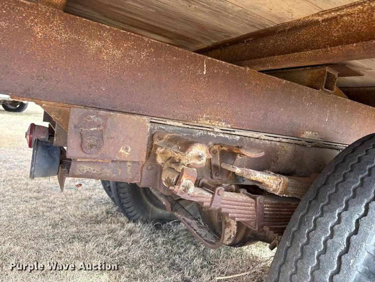 image for item DZ4996 Chevrolet 6400 grain truck