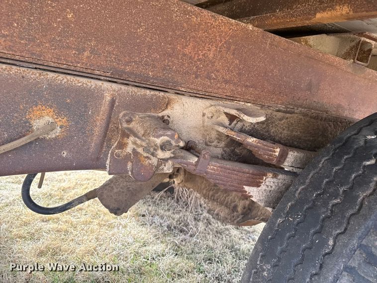 image for item DZ4996 Chevrolet 6400 grain truck