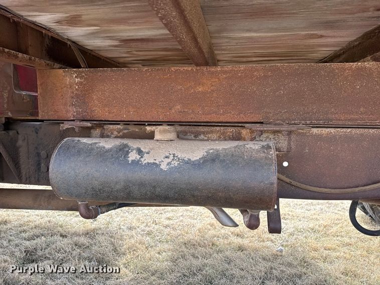 image for item DZ4996 Chevrolet 6400 grain truck