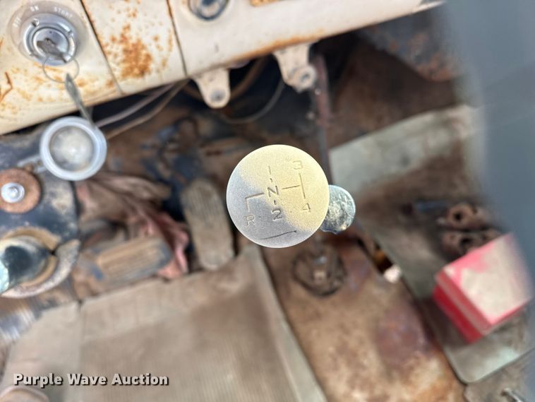 image for item DZ4996 Chevrolet 6400 grain truck