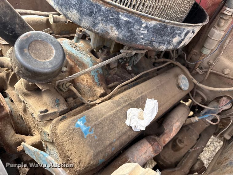 image for item DZ4996 Chevrolet 6400 grain truck