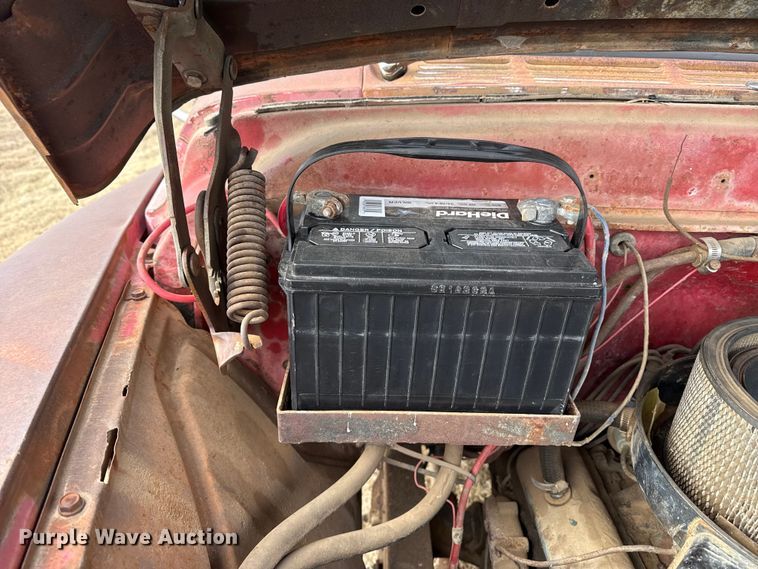 image for item DZ4996 Chevrolet 6400 grain truck