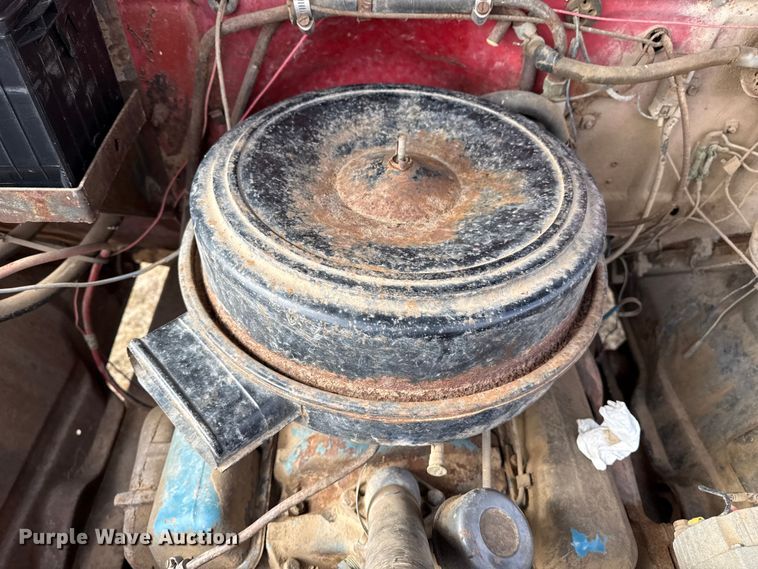 image for item DZ4996 Chevrolet 6400 grain truck