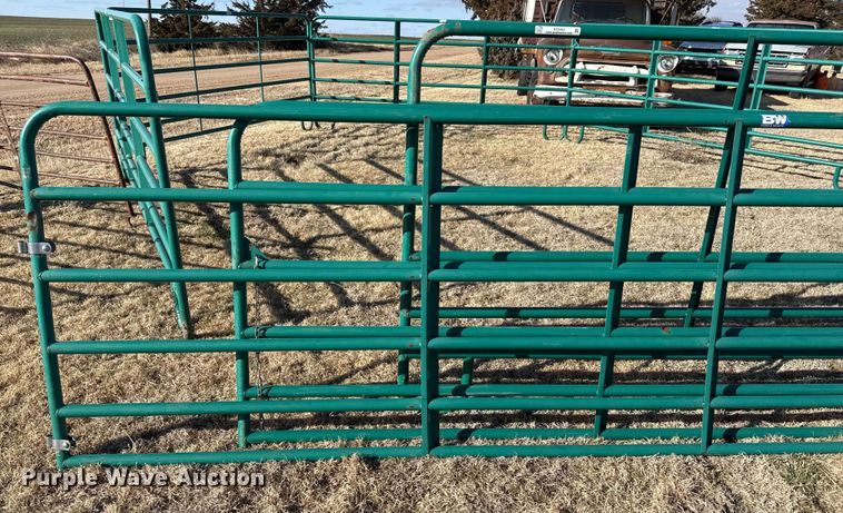 image for item DZ5002 (6) livestock panels