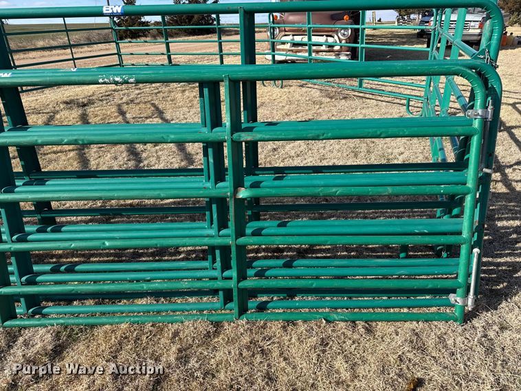 image for item DZ5002 (6) livestock panels