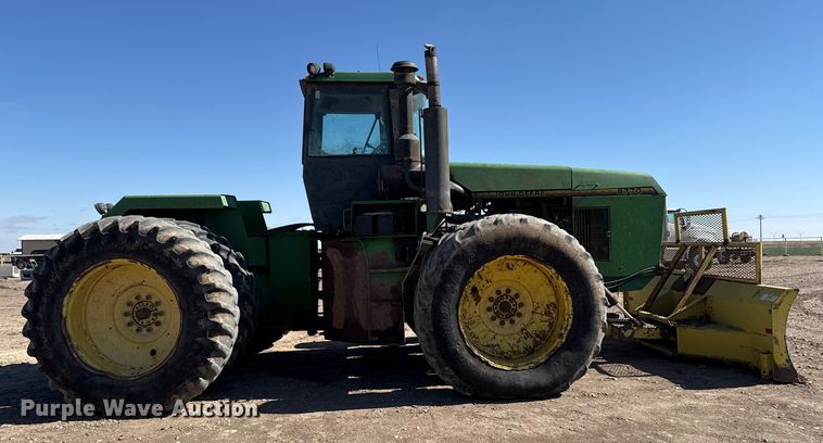 image for item DZ5010 1996 John Deere 8770 4WD tractor