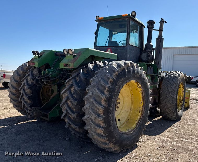 image for item DZ5010 1996 John Deere 8770 4WD tractor