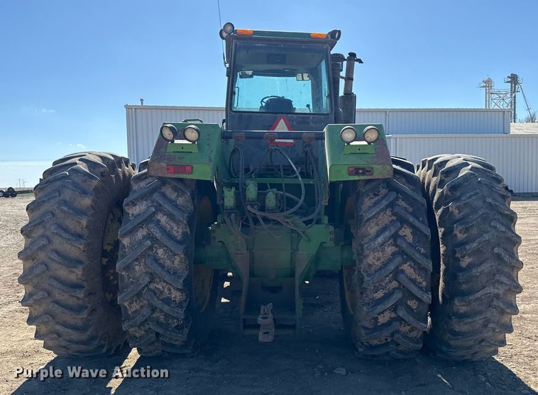 image for item DZ5010 1996 John Deere 8770 4WD tractor