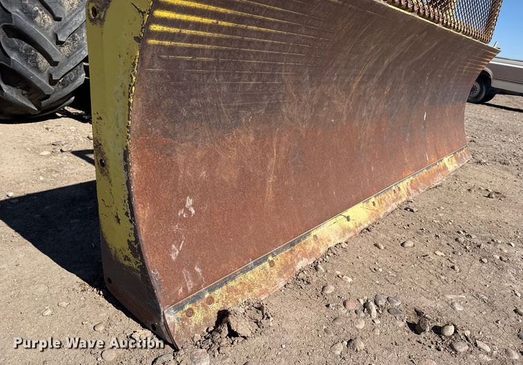 image for item DZ5010 1996 John Deere 8770 4WD tractor