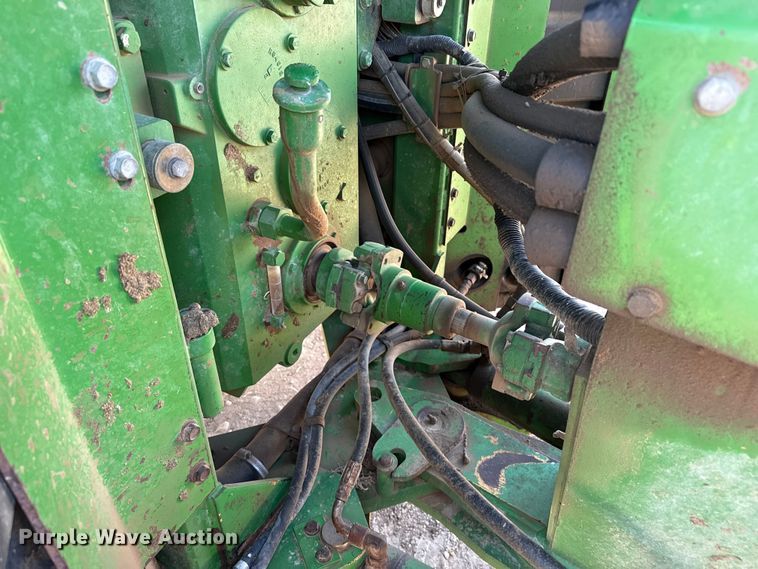 image for item DZ5010 1996 John Deere 8770 4WD tractor