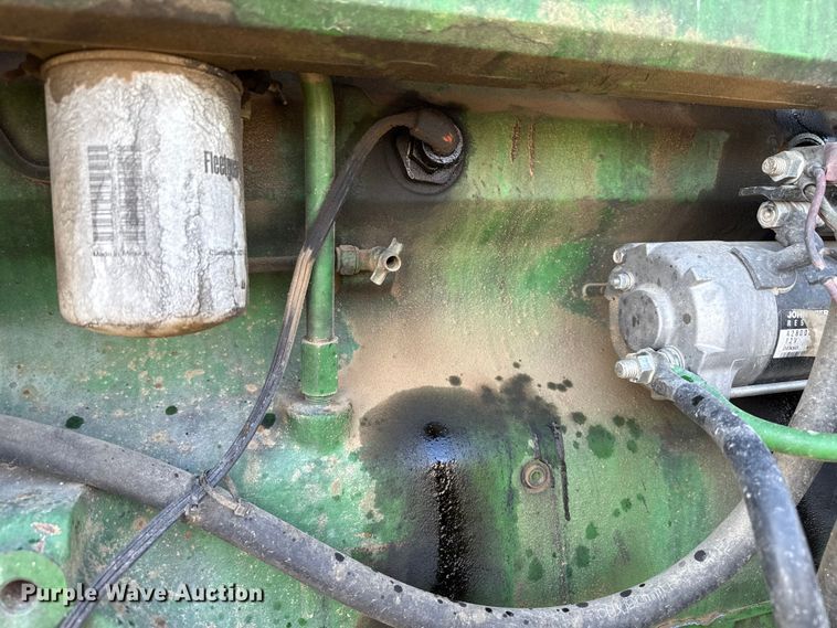 image for item DZ5010 1996 John Deere 8770 4WD tractor