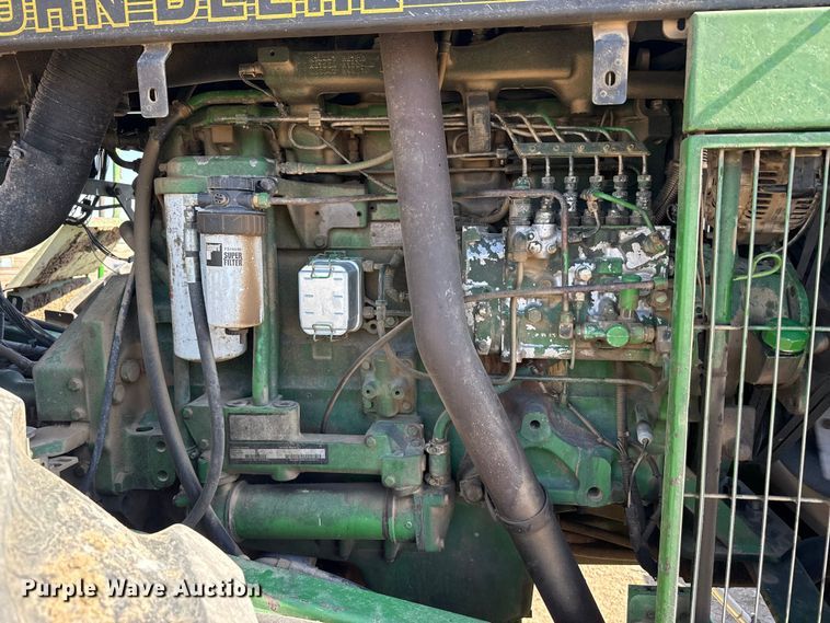 image for item DZ5010 1996 John Deere 8770 4WD tractor
