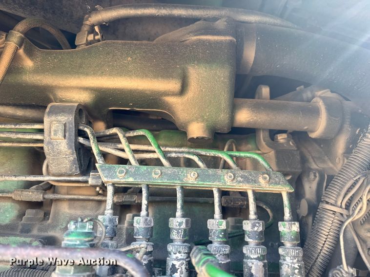 image for item DZ5010 1996 John Deere 8770 4WD tractor