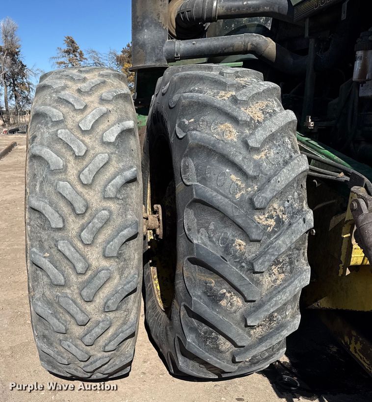 image for item DZ5010 1996 John Deere 8770 4WD tractor